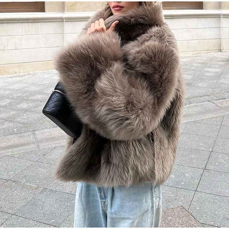 Manteau en fourrure douce et confortable