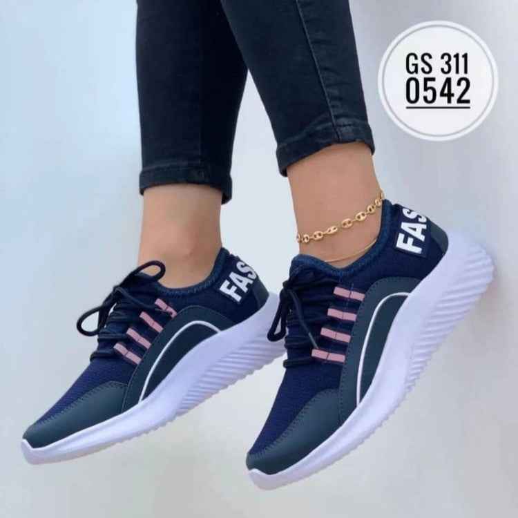 Baskets en maille pour femmes à lacets, chaussures de course