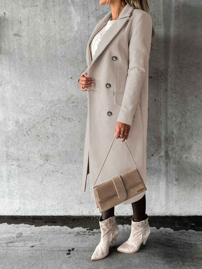 Manteau long à double boutonnage , coupe élégante
