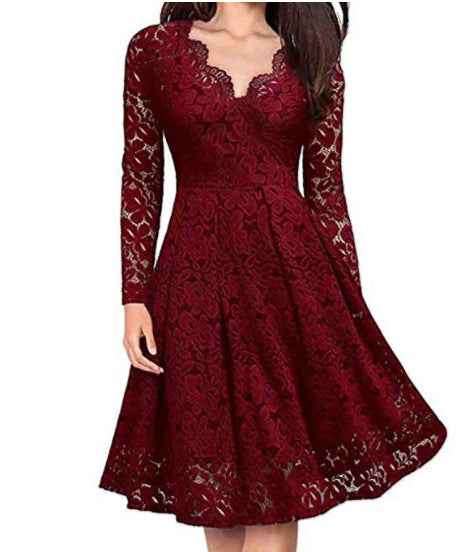Robe Élégante en Dentelle à Col V