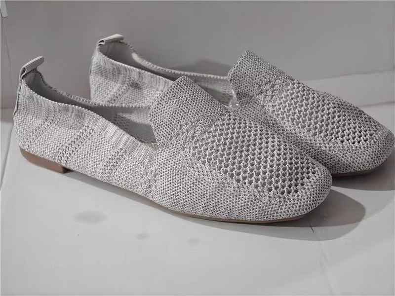 Chaussures plates à bout rond pour femmes