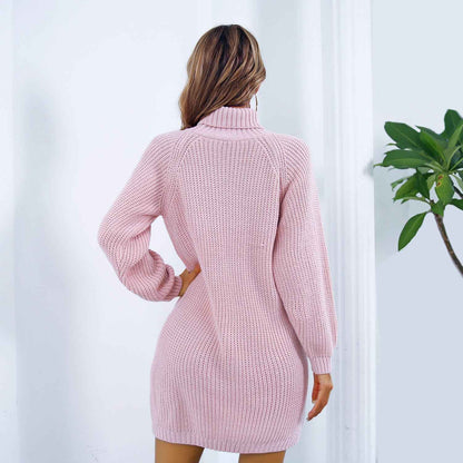 Robe pull col roulé à manches longues – Détails boutons