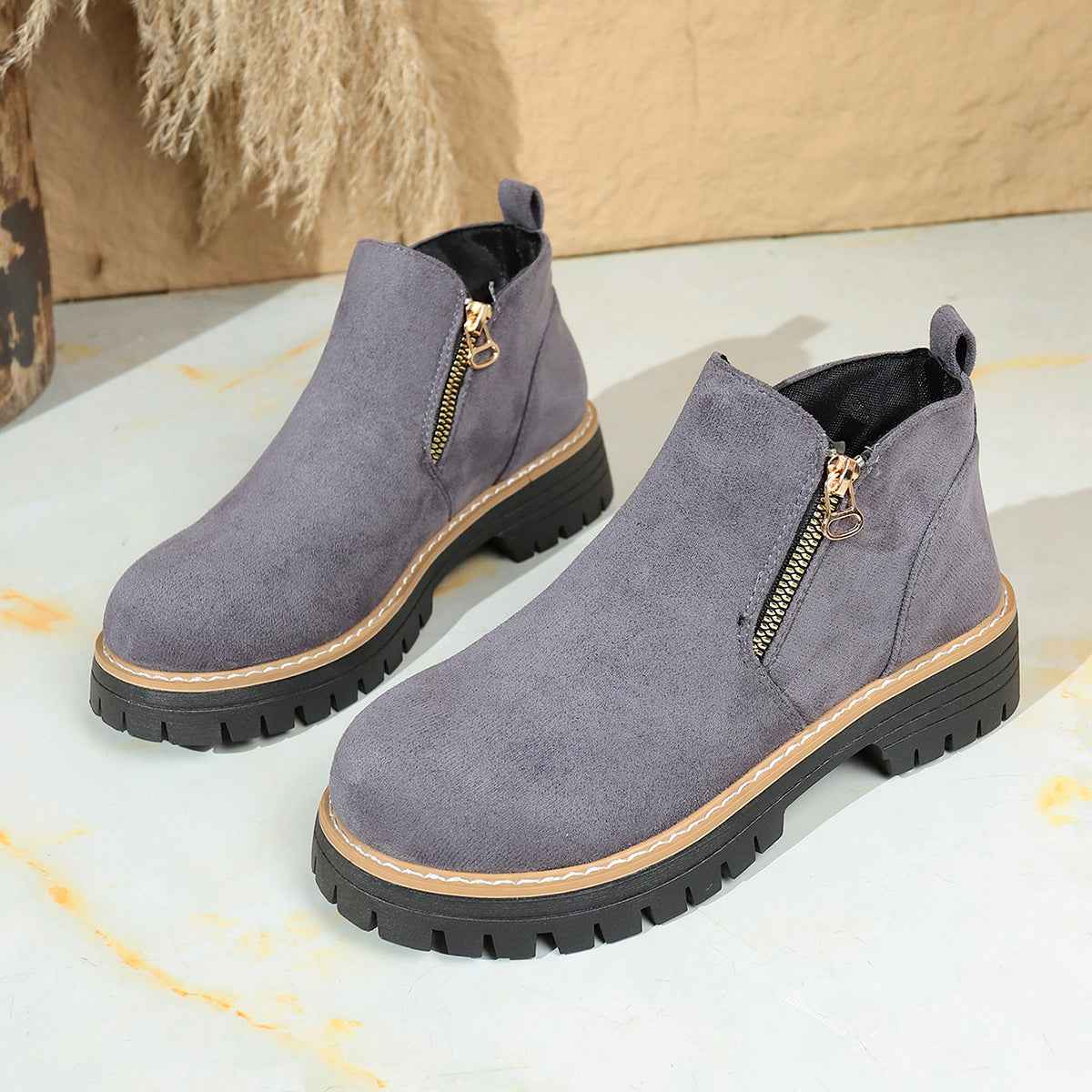 Bottes femme à la cheville avec fermeture latérale