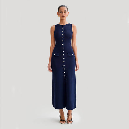Elegant sleeveless knit dress, slim fit