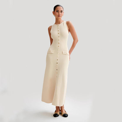 Elegant sleeveless knit dress, slim fit