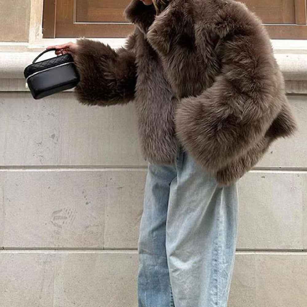 Manteau en fourrure douce et confortable