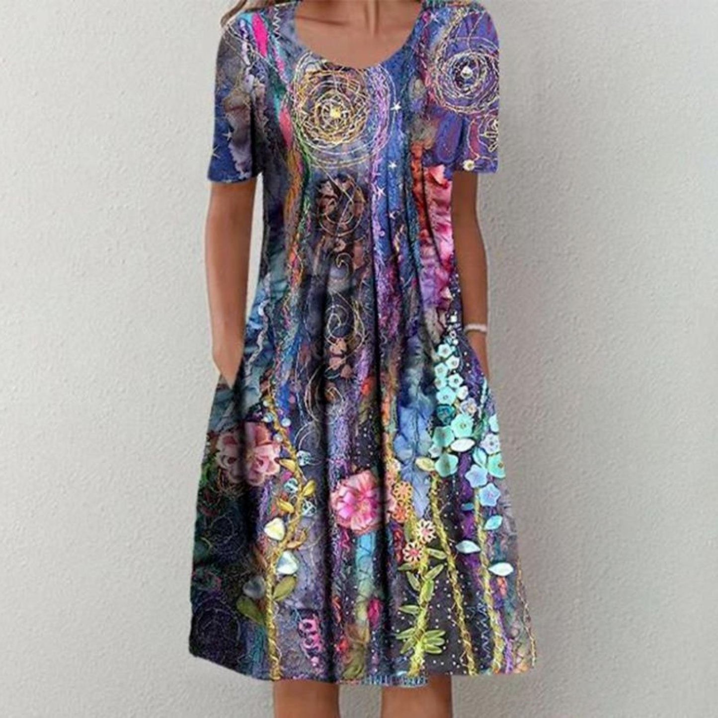 Robe imprimée à manches courtes et col rond