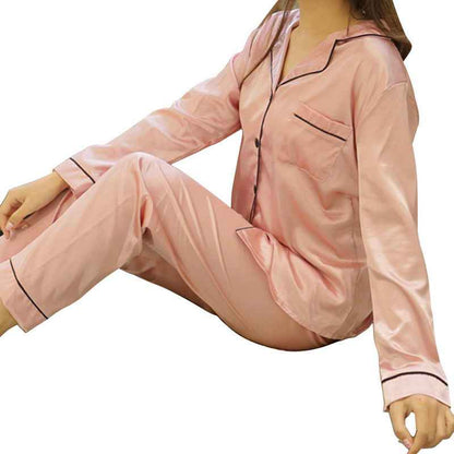 Pyjama maison en soie glacée