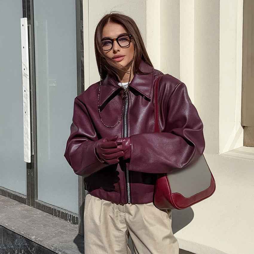 Veste élégante en cuir mate de style motard rétro