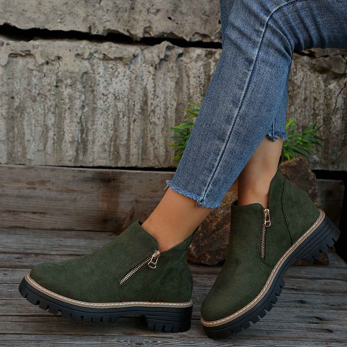 Bottes femme à la cheville avec fermeture latérale