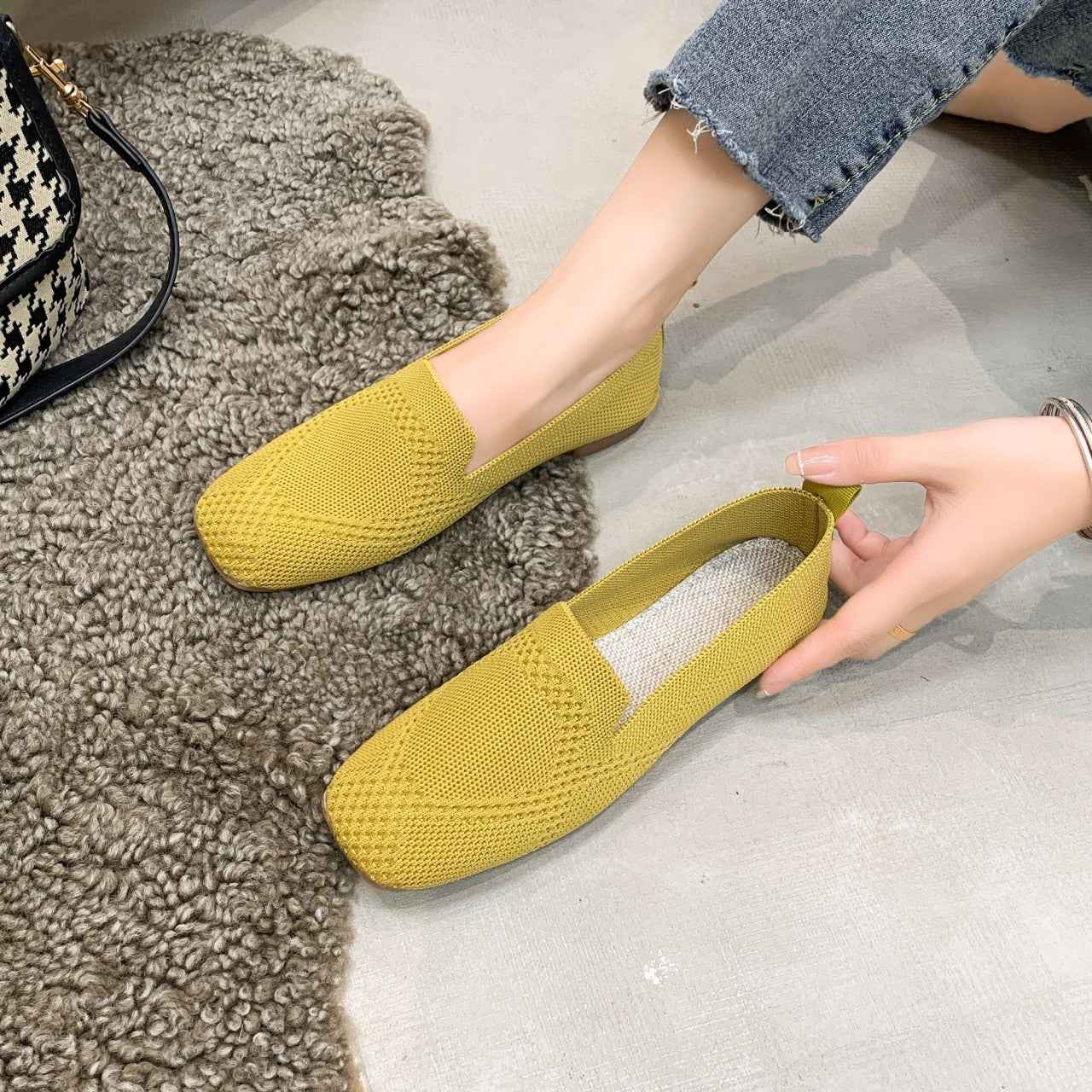 Chaussures plates à bout rond pour femmes