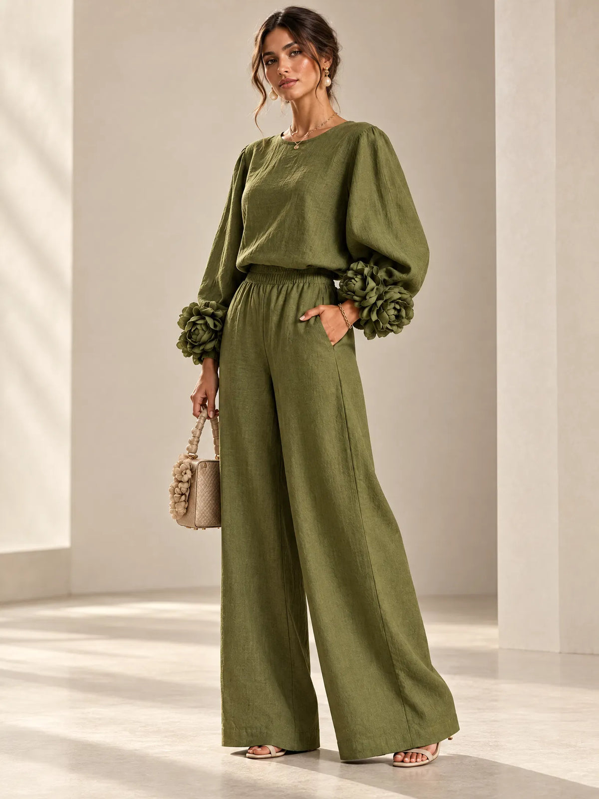 Ensemble haut à manches bouffantes à motif floral et pantalon large