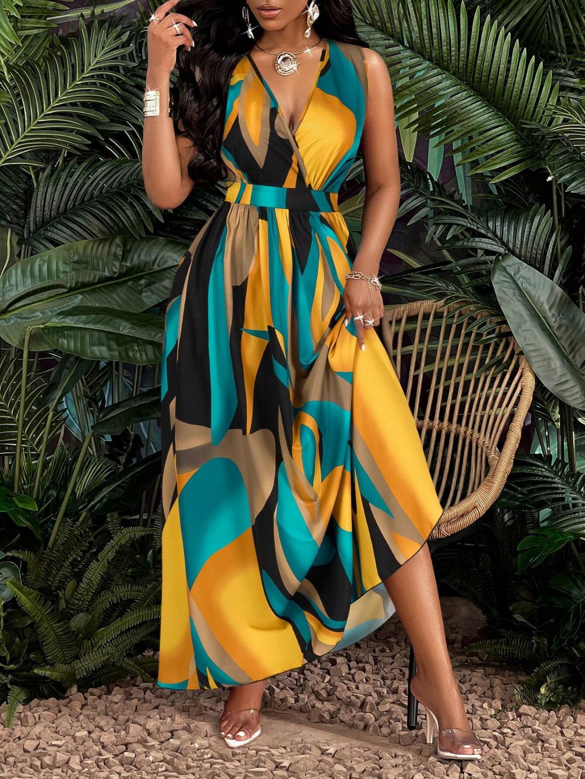 Vestido ajustado acampanado de estilo tropical