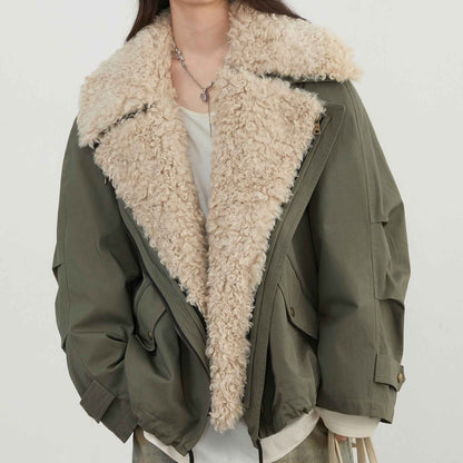 Veste pour femmes style rétro avec col en fourrure