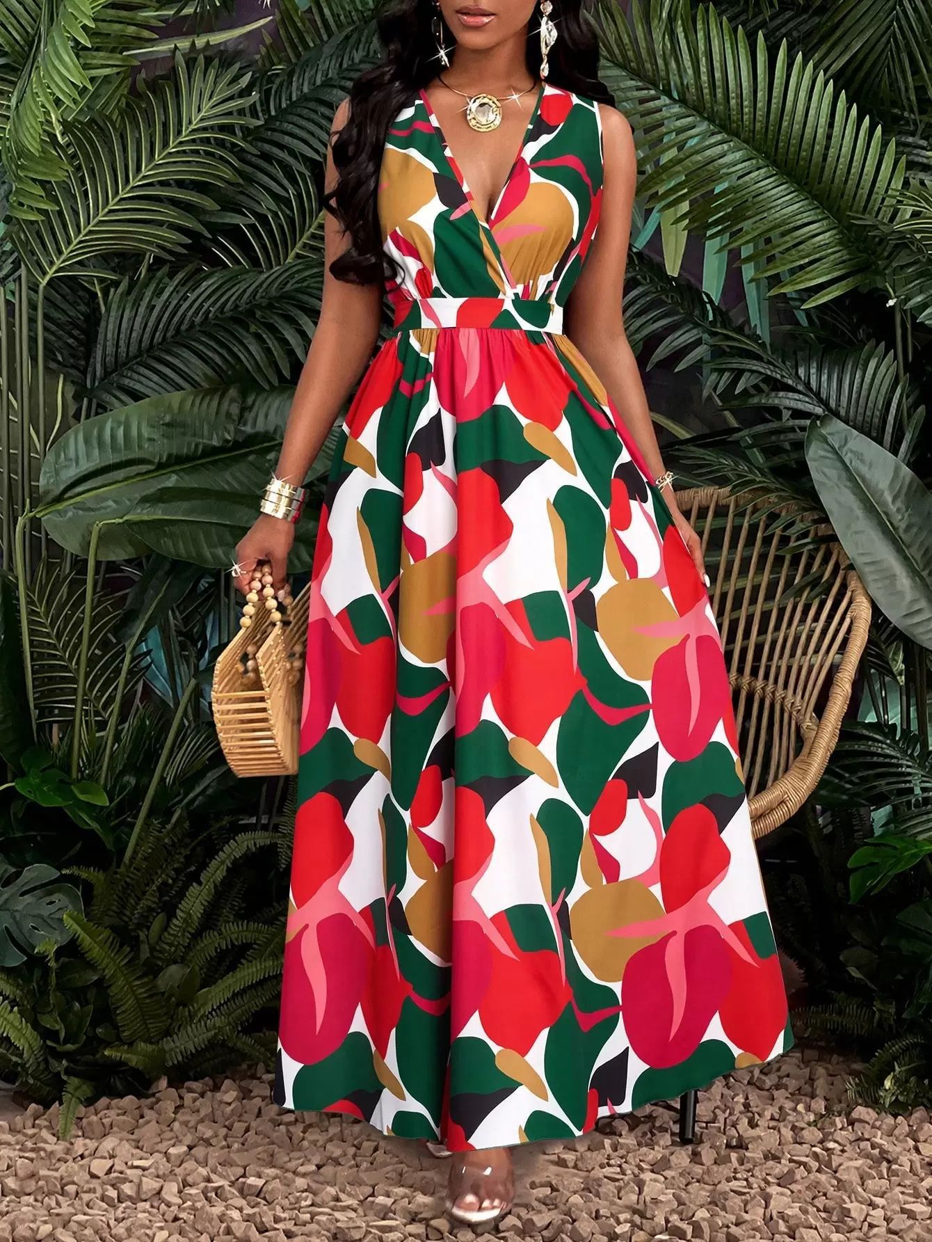 Vestido ajustado acampanado de estilo tropical
