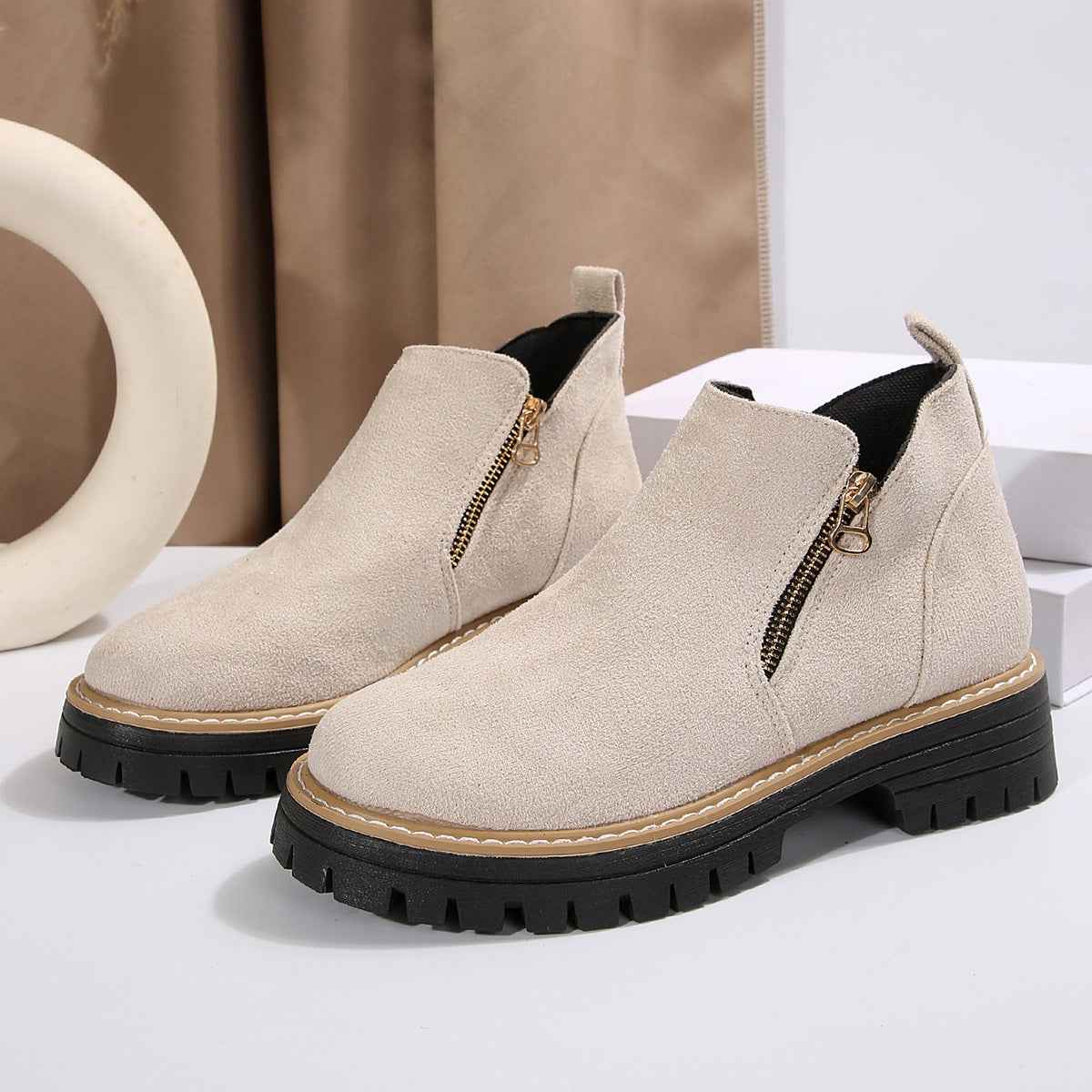 Bottes femme à la cheville avec fermeture latérale
