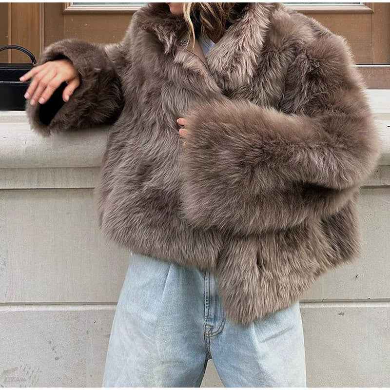Manteau en fourrure douce et confortable