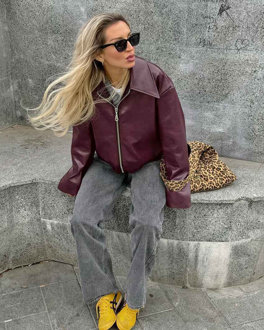 Veste élégante en cuir mate de style motard rétro