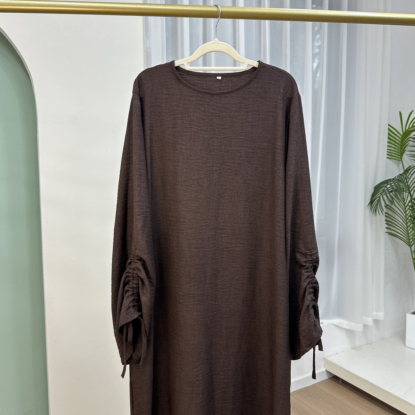 Robe hijab à manchettes à lacets